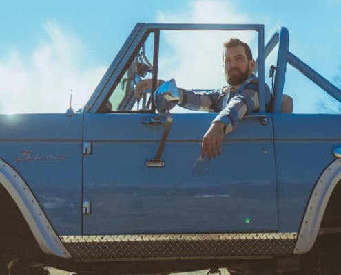 chris-bandi-carolina-blue