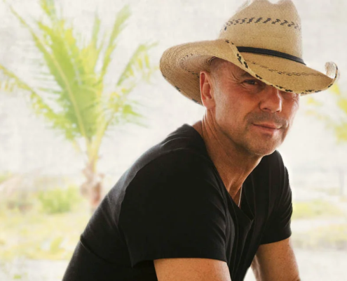 kenny-chesney-carry-on